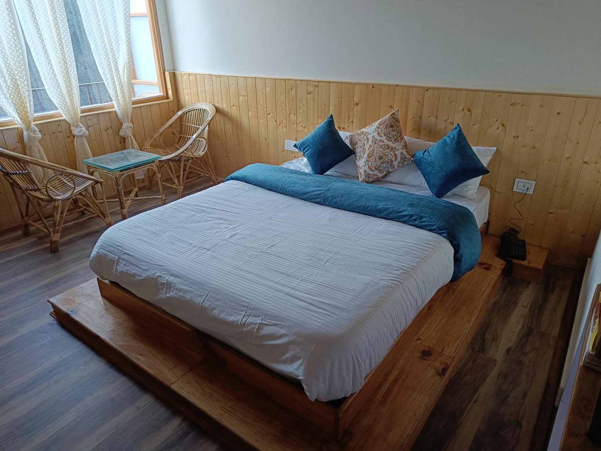 Trimounts-A Boutique Hotel & Wellnes Center In Tirthan Valley Banjār Εξωτερικό φωτογραφία