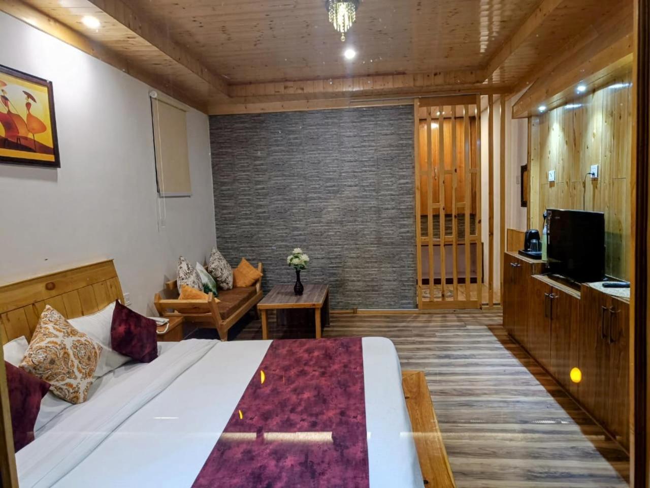 Trimounts-A Boutique Hotel & Wellnes Center In Tirthan Valley Banjār Εξωτερικό φωτογραφία